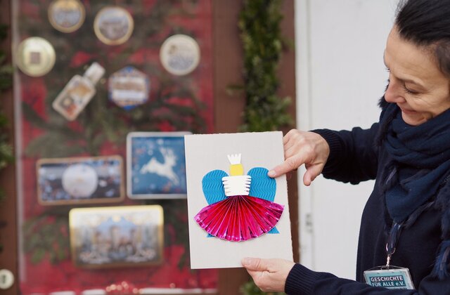 Tasttafel mit Rauschgoldengel 