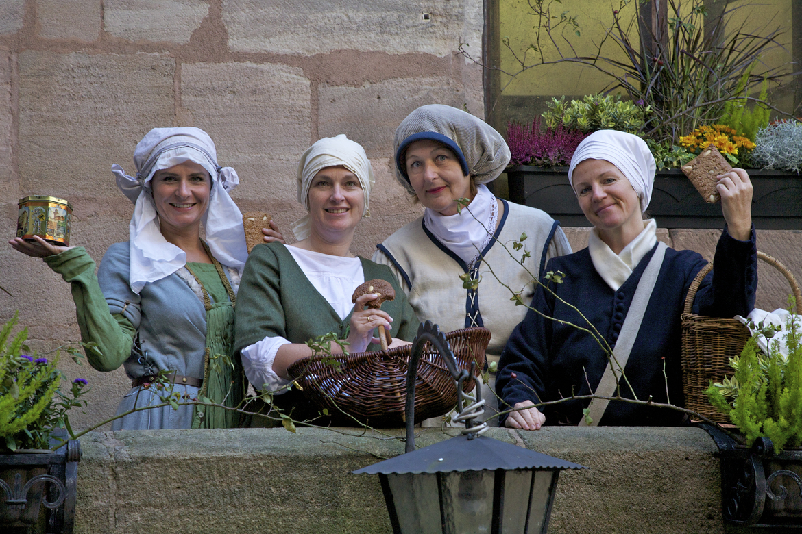 City-Tour in Historical Costumes