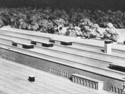 Fotografie des Modells des nicht fertiggestellten Bahnhofs Märzfeld