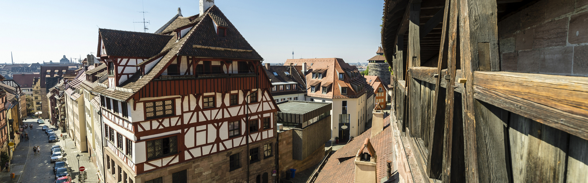 Blick von der Stadtmauer auf das Albrecht-Dürer-Haus