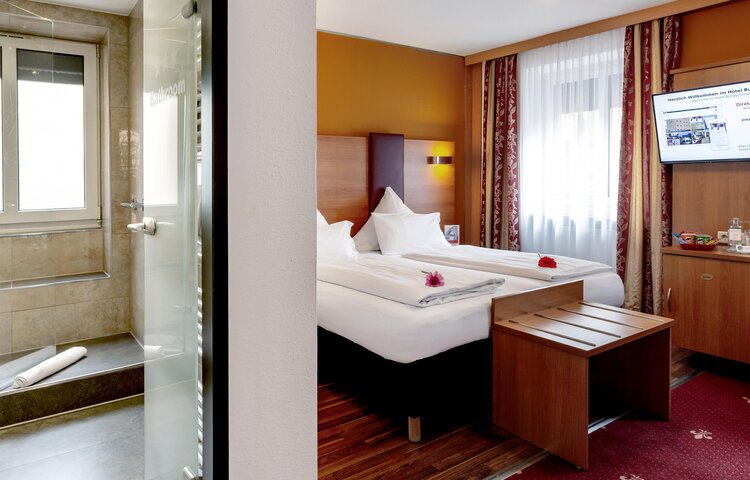 Hotel Burgschmiet - Doppelzimmer 9er