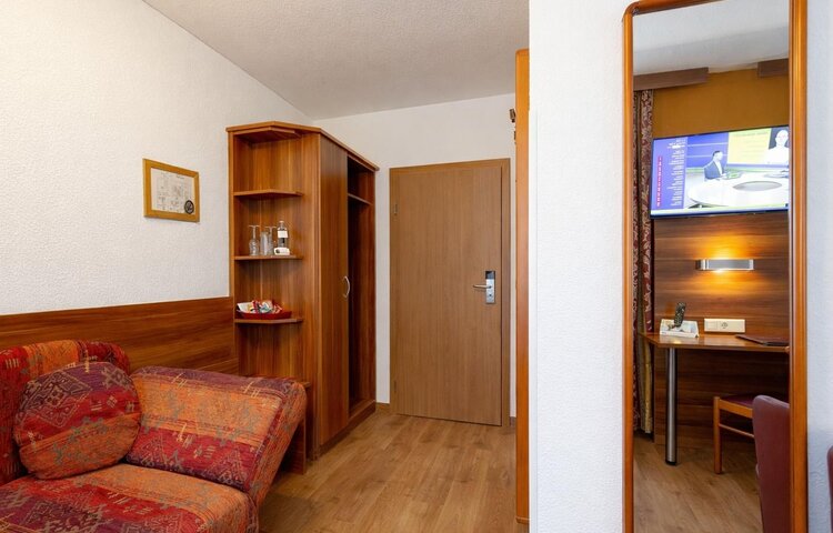 Hotel Burgschmiet - 8D011125-9CBC-422F-B7A3-02346835C722