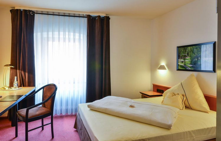 Hotel Lehmeier GbR - Einzelzimmer 102 klein