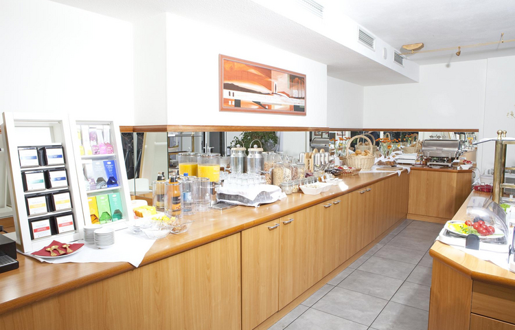 Quality Hotel Erlangen - Frühstücksbüffet
