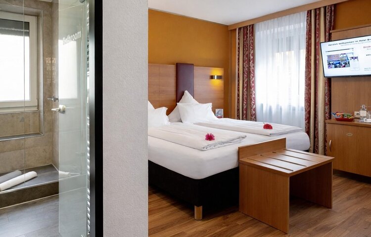 Hotel Burgschmiet - 3A832334-6CA2-495B-A486-A8C7031C7200