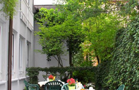 Garden Hotel - Innenhof