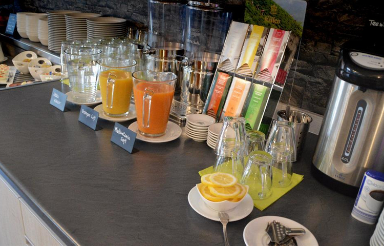 Hotel Restaurant Kübler - Frühstücksbüffet_2