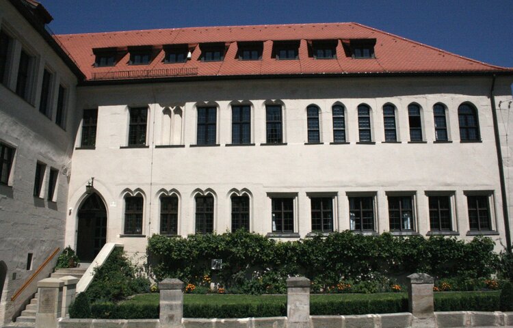 Tagungshaus - Religionspäd. Zentrum Heilsbronn - Aussenansicht 2