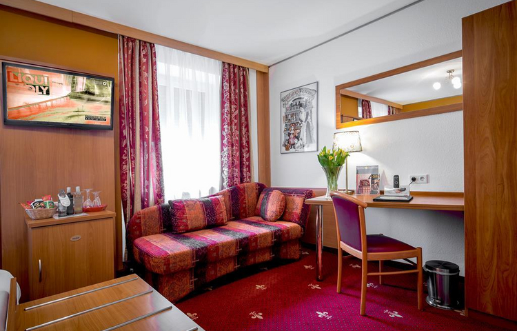 Hotel Burgschmiet - 017