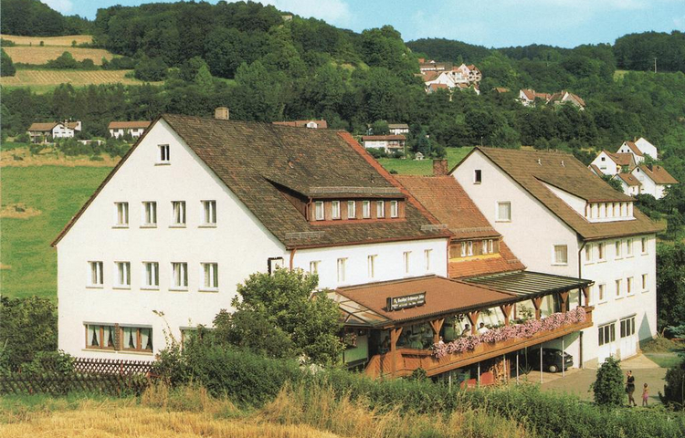 Gasthof-Pension Schwarzer Adler - Aussenansicht
