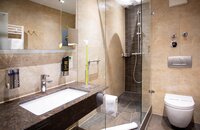 Hotel Burgschmiet - Badezimmer 8er