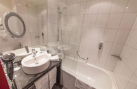 Novina Hotel Tillypark - Badezimmer 2