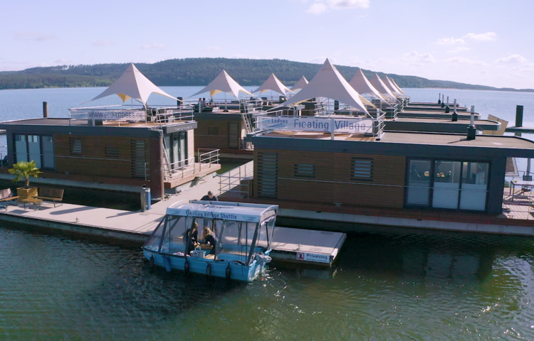Eco Lodges Floating Village Brombachsee - Blick auf das Floating Village &copy; Eco Lodges