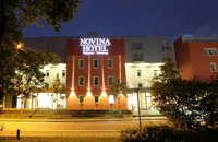 Novina Hotel Tillypark - Außenansicht