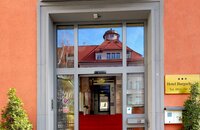 Hotel Burgschmiet - Haupteingang