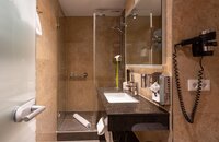 Hotel Burgschmiet - Badezimmer 7er