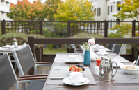 Living Hotel Nürnberg - 60-DLH-Nürnberg-Frühstück Terrasse-14-064