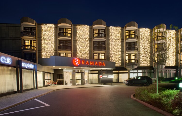 Ramada by Wyndham Nürnberg Parkhotel - Ramada Nuernberg Parkhotel - Exterior - 1203613