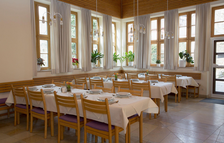 Religionspäd. Zentrum Heilsbronn - Speisesaal