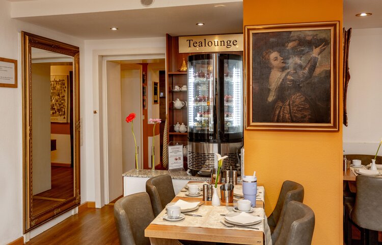 Hotel Burgschmiet - Kuchentheke