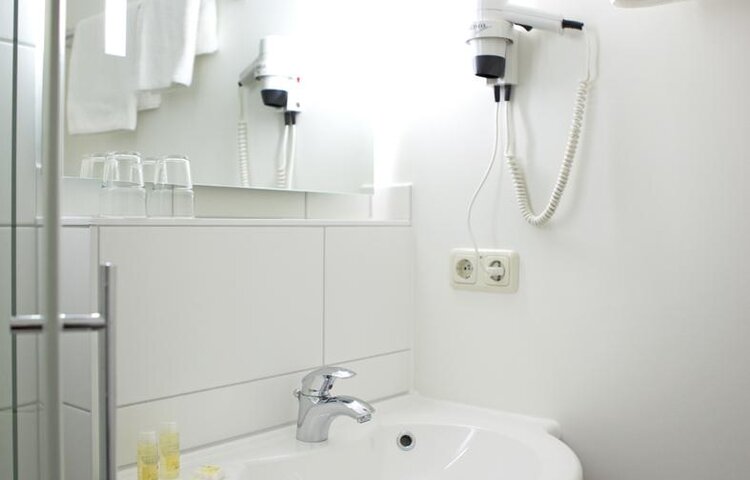 Best Western Hotel Erlangen - Badezimmer_2