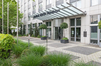 Novina Hotel Wöhrdersee Nürnberg-City - Hotelanfahrt